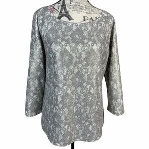 Banana Republic Chic Metallic Silver Lace with White Lining size Medium